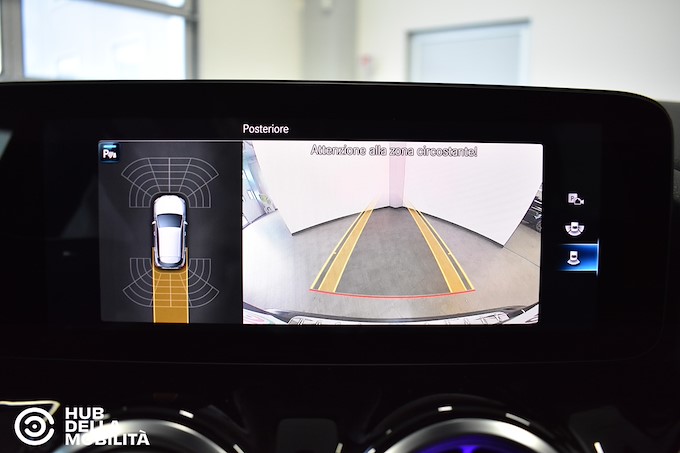 MERCEDES-BENZ GLA 200 d Automatic 4Matic Premium